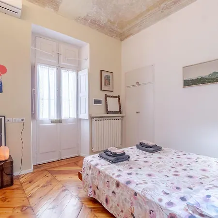 Stefania's Apartment Turin