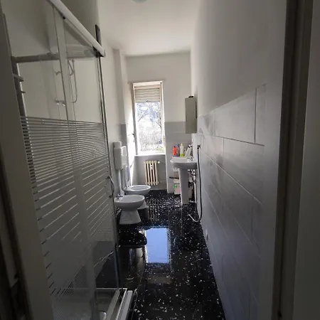 La Perla Sul Po Apartment *
