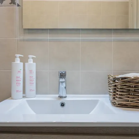 Apartment Casa Dora By Wonderful Italy Turin