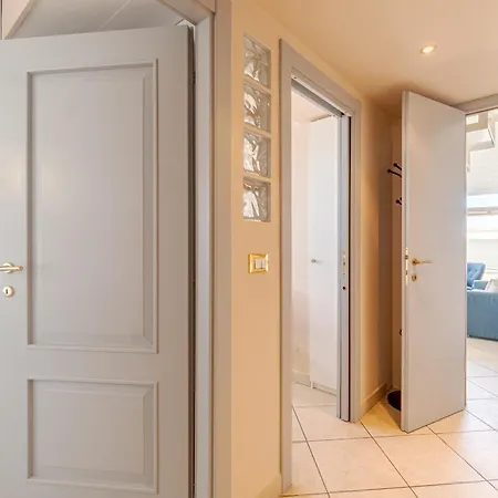 Politecnico & Crocetta Elegant Flat * Turin
