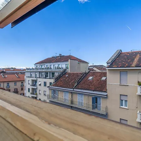 Politecnico & Crocetta Elegant Flat Apartment Turin