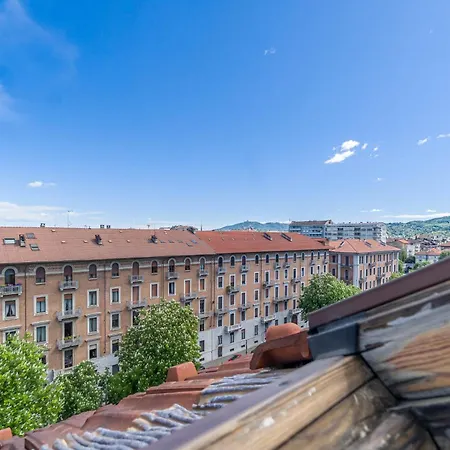 Politecnico & Crocetta Elegant Flat Turin