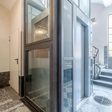 Politecnico & Crocetta Elegant Flat Apartment *
