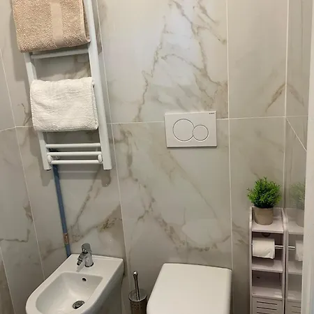 Fior Di Loto - Antonelli Apartment