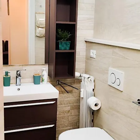 Oda ve Kahvaltı Casa Nizza Torino