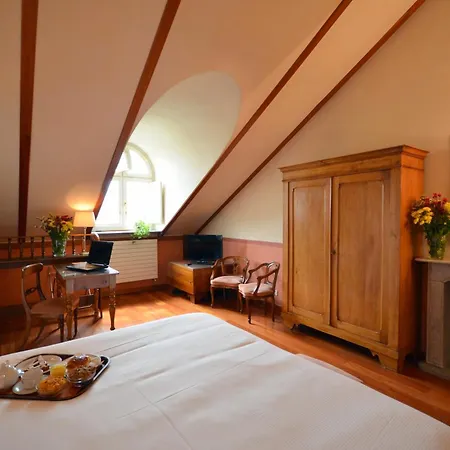 Hotel Roma E Rocca Cavour 3*