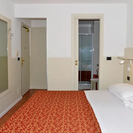 Amadeus E Teatro Hotel Turin