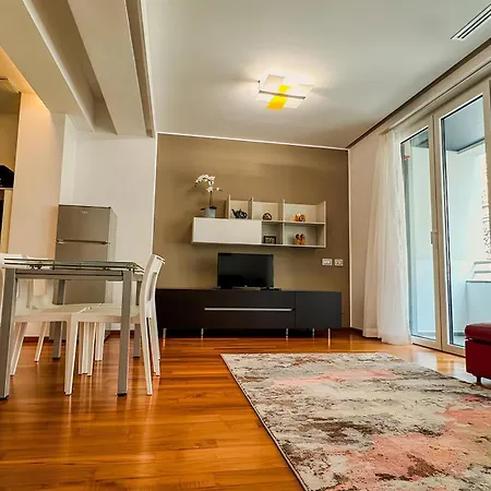 Appartamento Loft Di Lusso A Pochi Passi Da Porta Nuova