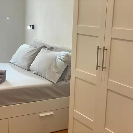 Maison d'hôtes Drooms 4,0 Domotic Smart Self 24h,7 Vicino Treni Porta Susa E Centro Storico