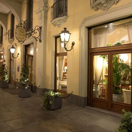 Western Genova Отель 4*