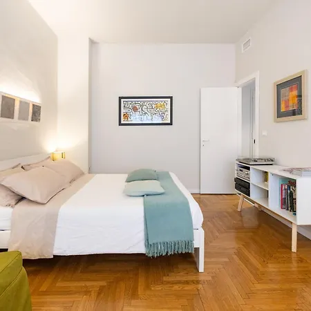 Apartman Here