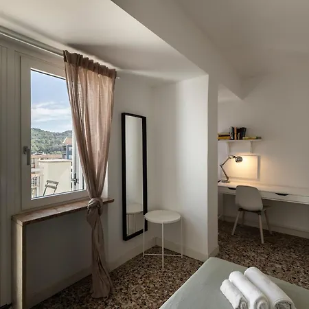 Living - Carducci Appartamento