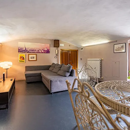 Loft Verga, Cuore E Stile In Centro A Appartamento *