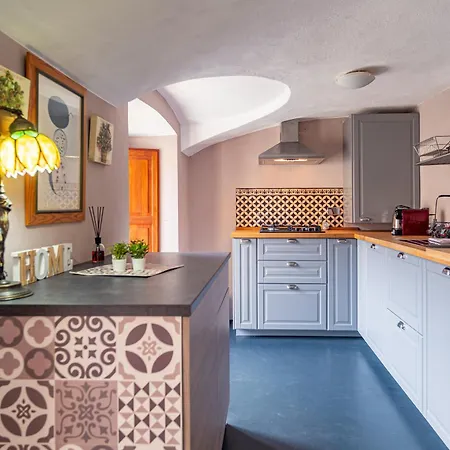 Appartamento Loft Verga, Cuore E Stile In Centro A