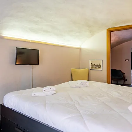 Appartamento Loft Verga, Cuore E Stile In Centro A *