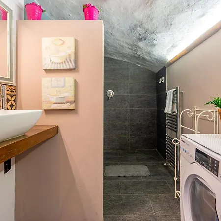Appartamento Loft Verga, Cuore E Stile In Centro A Torino