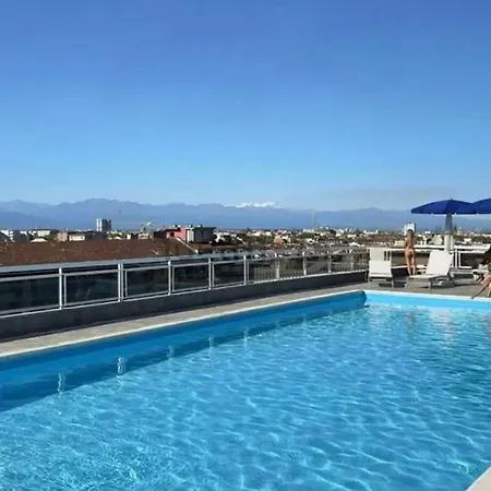 Appartamento Moderno Attico Con Vista Panoramica E Piscina