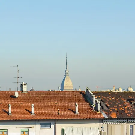 Moderno Attico Con Vista Panoramica E Piscina Appartamento