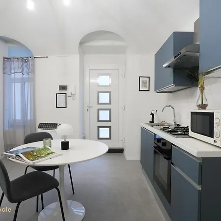 Porta Palatina Loft Apartment *