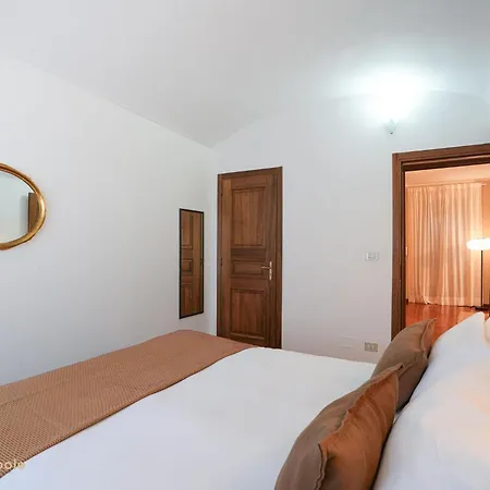 Mazzini Apartment, Terrace & River View Apartment