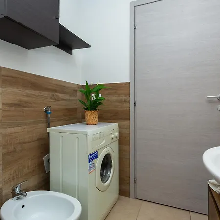 Casa Luce Family House Centro Free Wifi - Netflix Appartamento