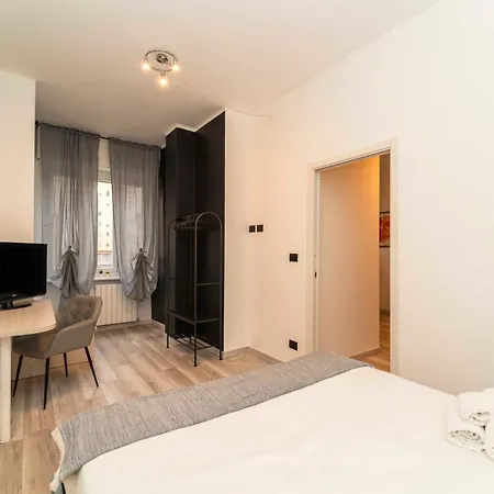 2 B&business - 50 Mt Dalle Molinette, 300 Mt Da Metro Spezia, 1k M Da Lingotto Fiere Apartment