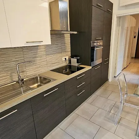 Elegant And Modern Near The Metro, Hospitals, Lingotto Conference Centre And Valentino's Park Turin