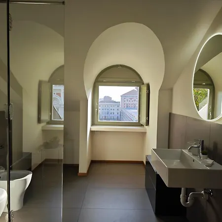 Hostdomus - Lagrange Luxury Appartamento Torino