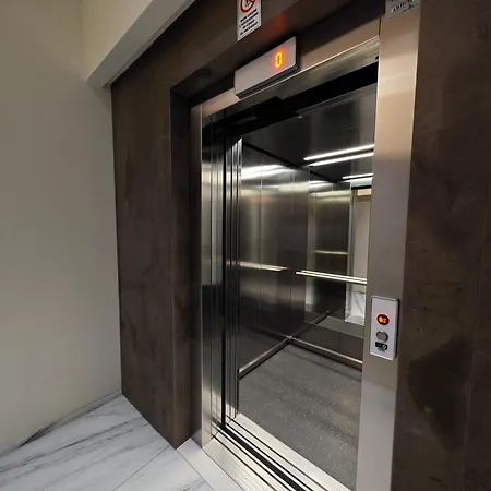 Appartamento Hostdomus - Lagrange Luxury Torino