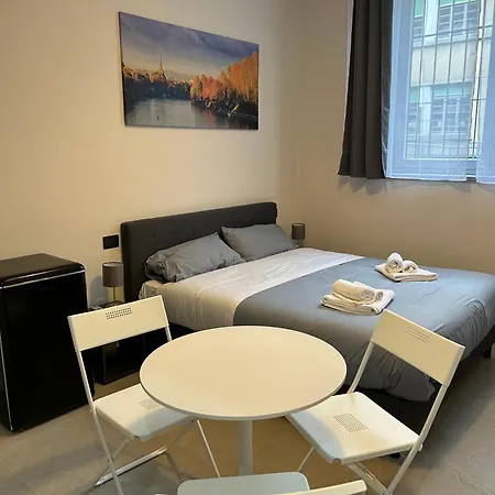 Guest house Casa Finalmarina 10 *
