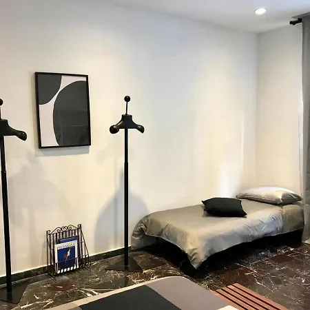 Apartment Royal Gardens Centro