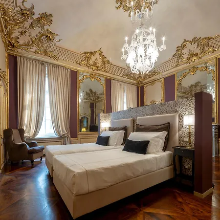 Apartment Palazzo Del Carretto-art And Turin