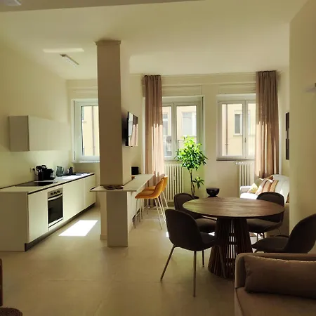 Domus Nova - Zaffiro Apartment