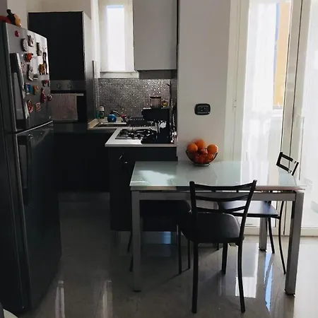 R&g House - Moderno Vicino Metropolitana - Modern Close To The Metro *