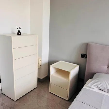 R&g House - Moderno Vicino Metropolitana - Modern Close To The Metro Turin