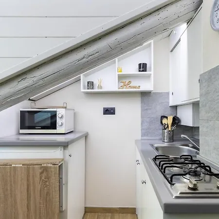 Apartment Cozy Loft At The Mole