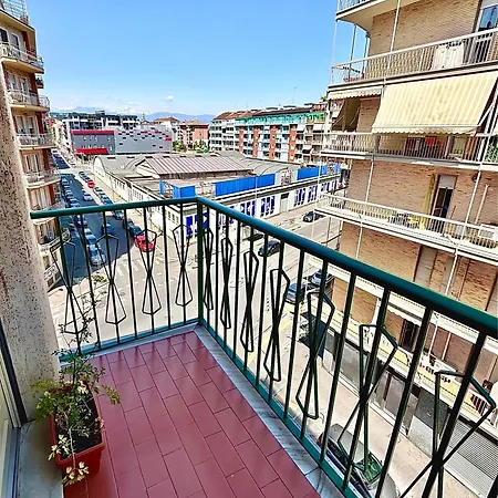 Chez Louise, Free Wi-fi & 5 Minutes From Inalpiarena Apartment Turin