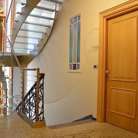 Apart Otel Orologio Living 2*