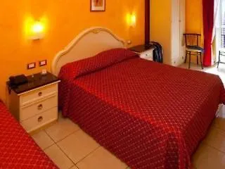 Antico Hotell 2*