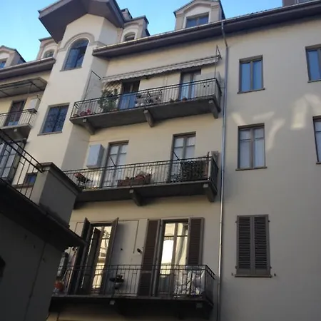 Apartment Mansarda In Vanchiglia *