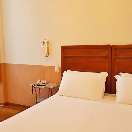 Hotel Roma E Rocca Cavour