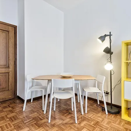 Porta Nuova Shiny Flat * Turin