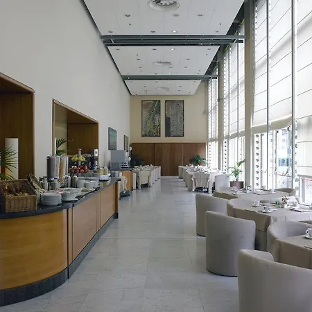 Hotell Nh Lingotto Congress Turin