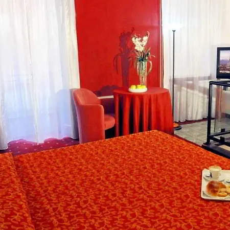 Amadeus E Teatro Hotel Turin