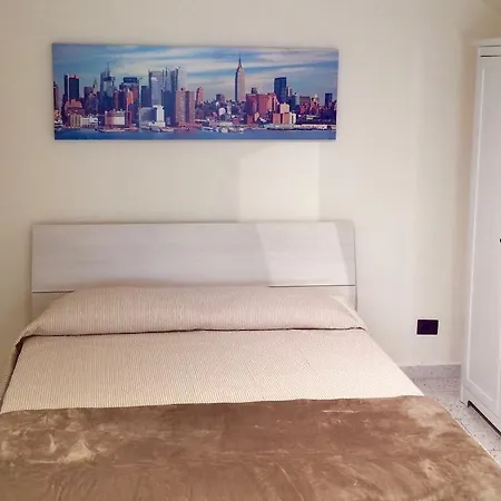 Vanchiglia Apartment Turin