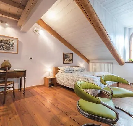 Aprile Bed & Breakfast *