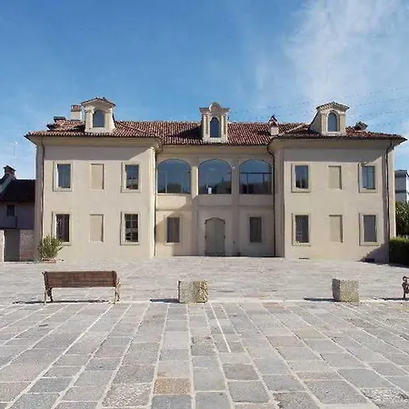 Cascina Marchesa 호텔
