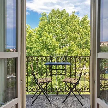 Apartment Cenisia & Porta Susa Roomy Flat