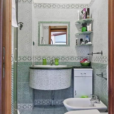 Cenisia & Porta Susa Roomy Flat * Turin