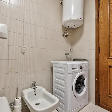 Porta Nuova Shiny Flat Apartment Turin